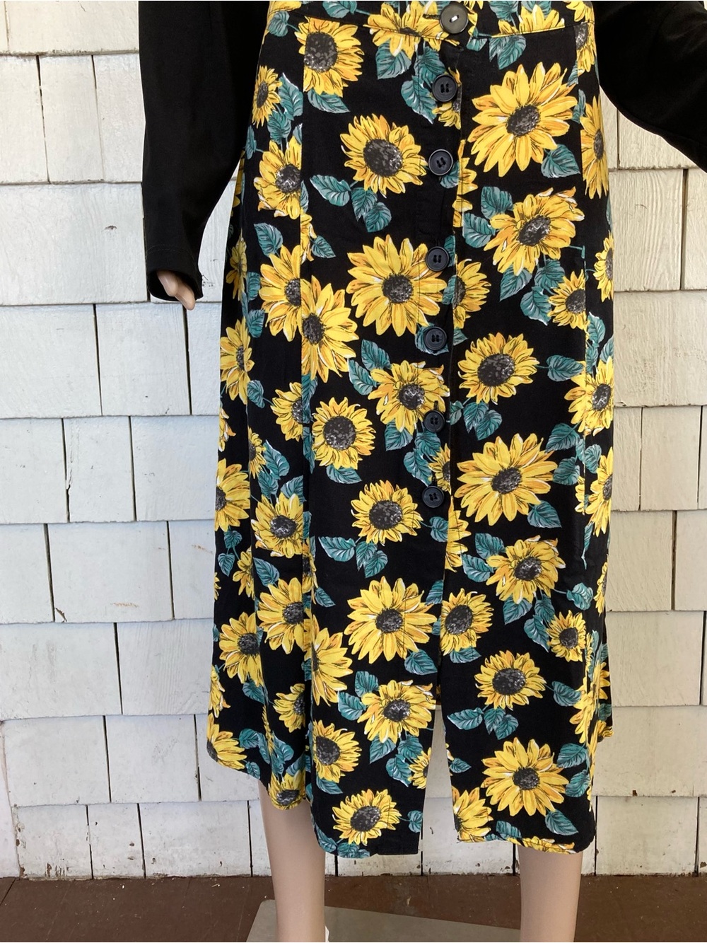 H&M Divided Sunflower Button Front Midi Skirt Size 4